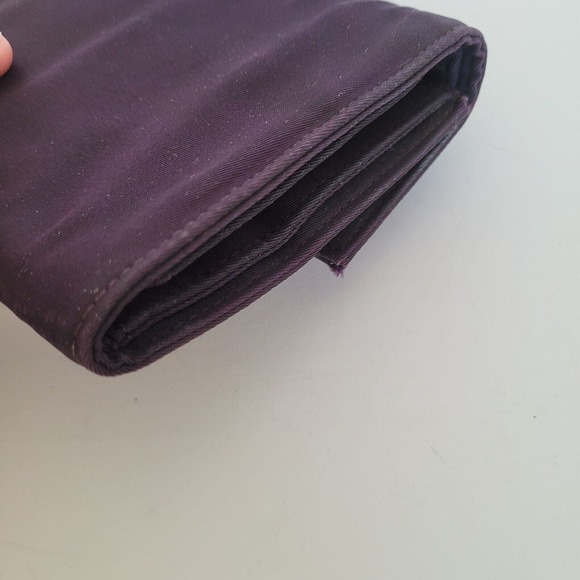 PRADA Vintage Tessuto Chic Purple Nylon Logo Wallet Medium Trifold Card Bill - Picture 12 of 12